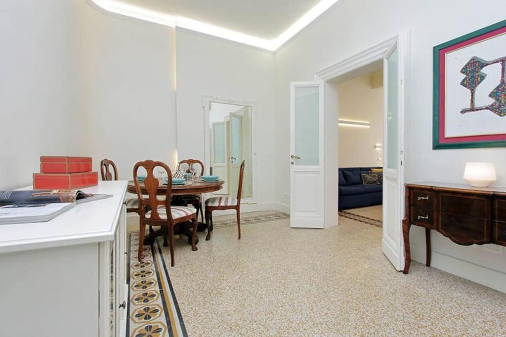 Elegant Apartment In The Heart Of Rome-Navona Area Bagian luar foto