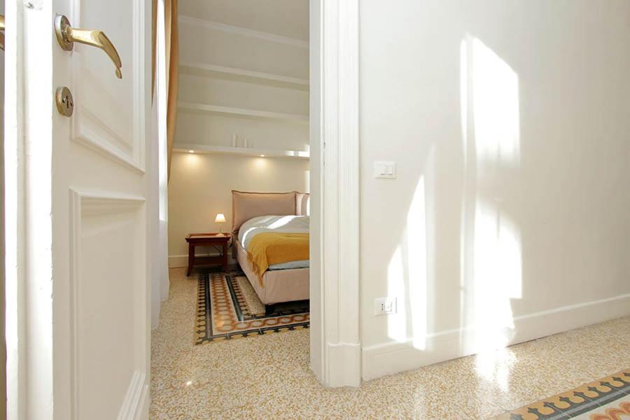 Elegant Apartment In The Heart Of Rome-Navona Area Bagian luar foto