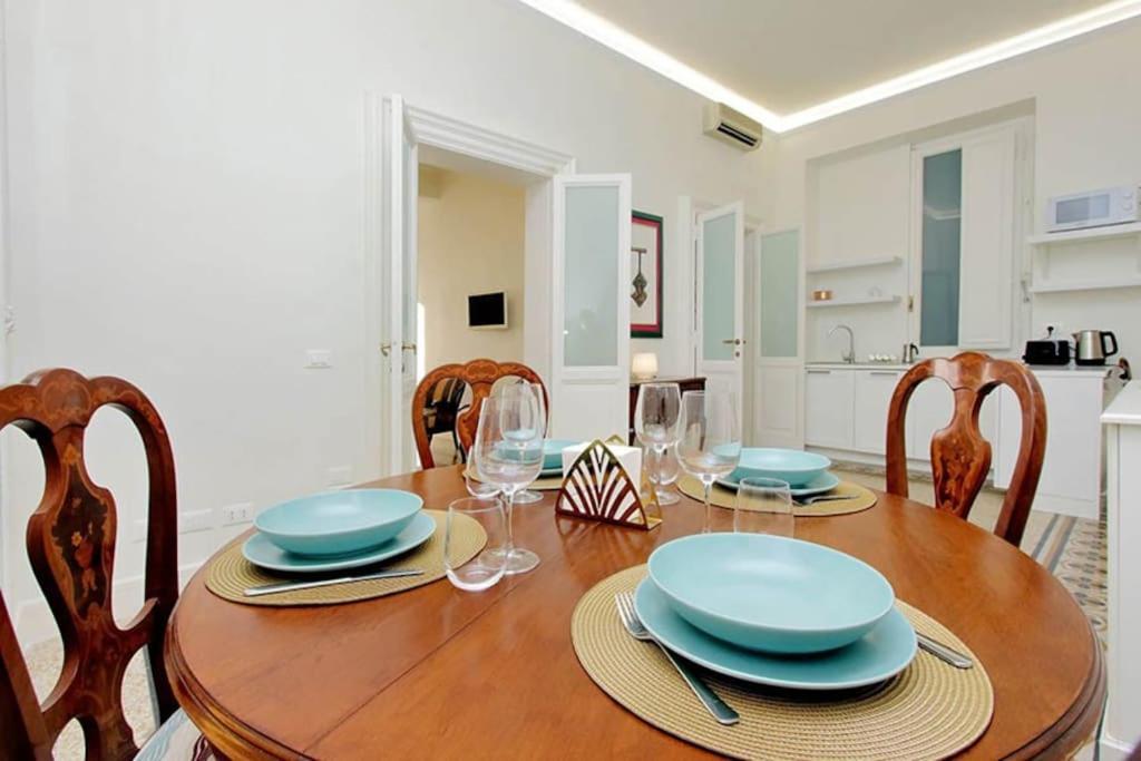 Elegant Apartment In The Heart Of Rome-Navona Area Bagian luar foto